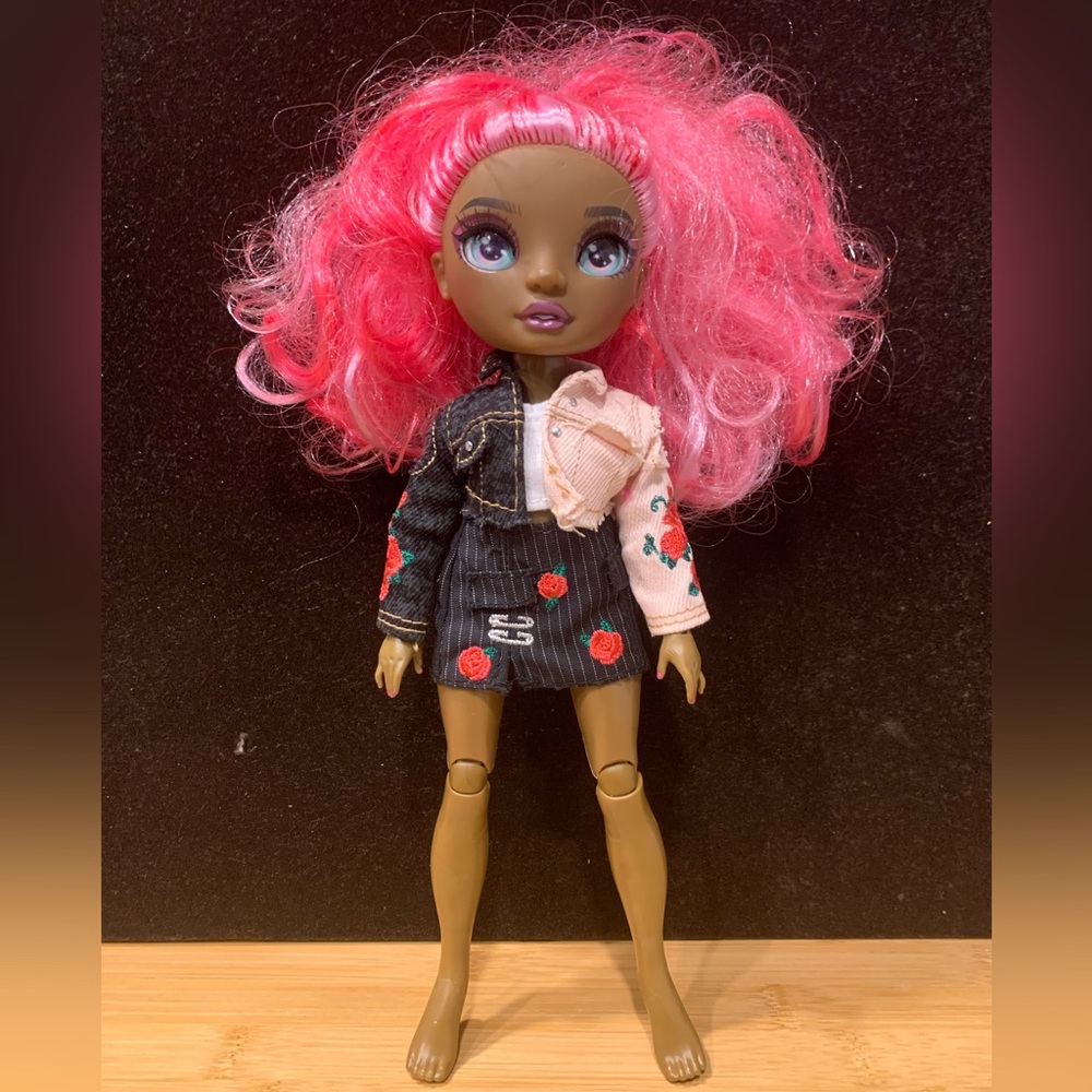 Rainbow High “Daria”